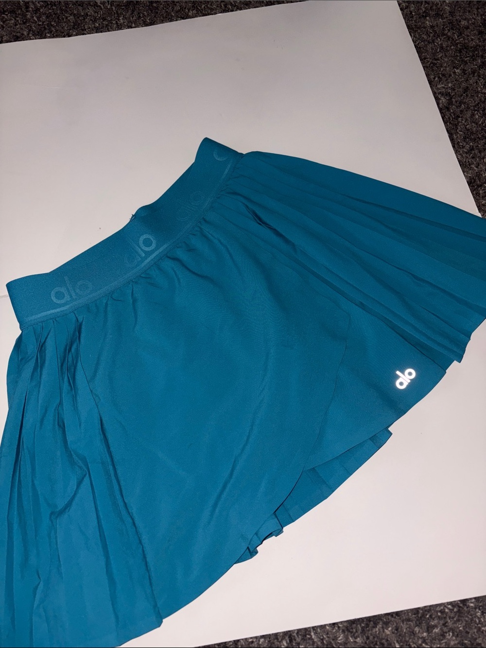 ALO Yoga Teal Pleated Tennis Skirt